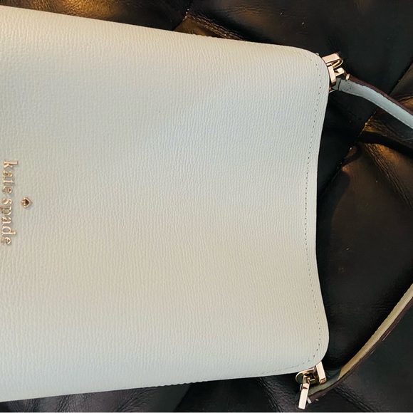 Stunning and Classic Kate Spade Purse. - Picture 2 of 7